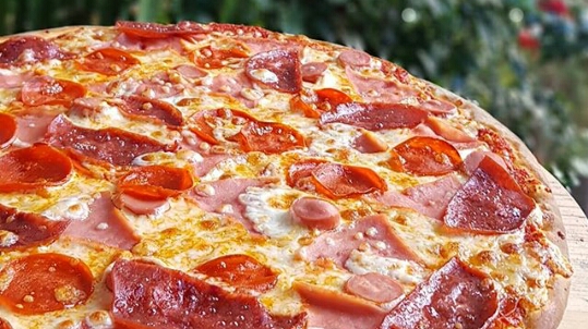 Apetito Pizza y Vino image 4