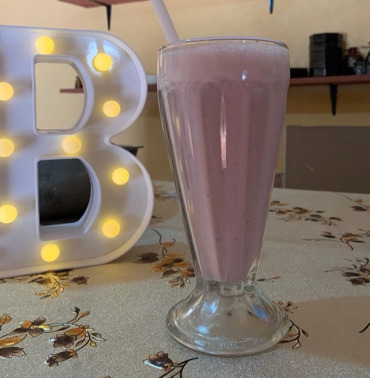 Centellas Burritos Y Hamburguesas image 6