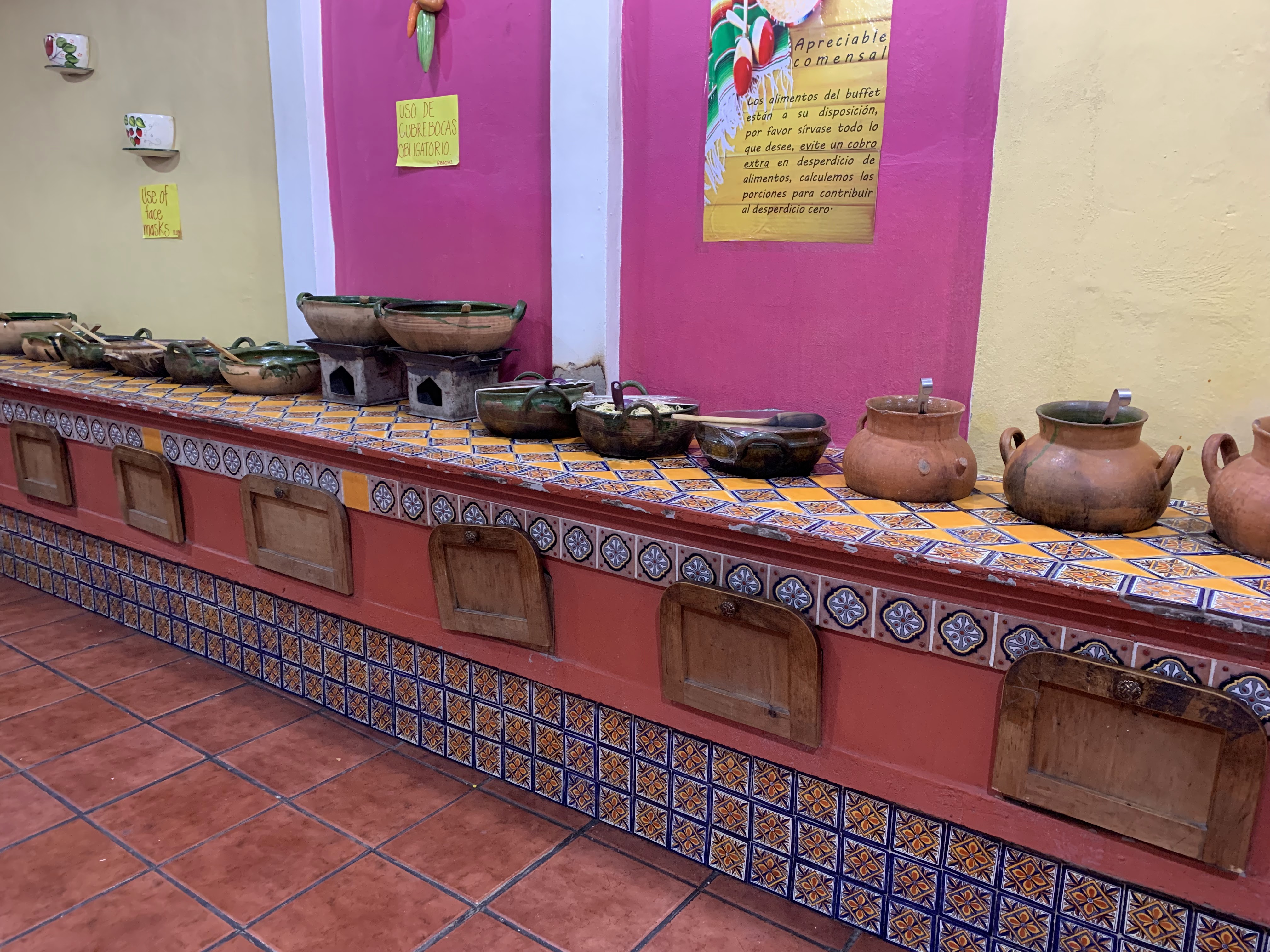 El Famoso Buffet & Mezcaleria image 1