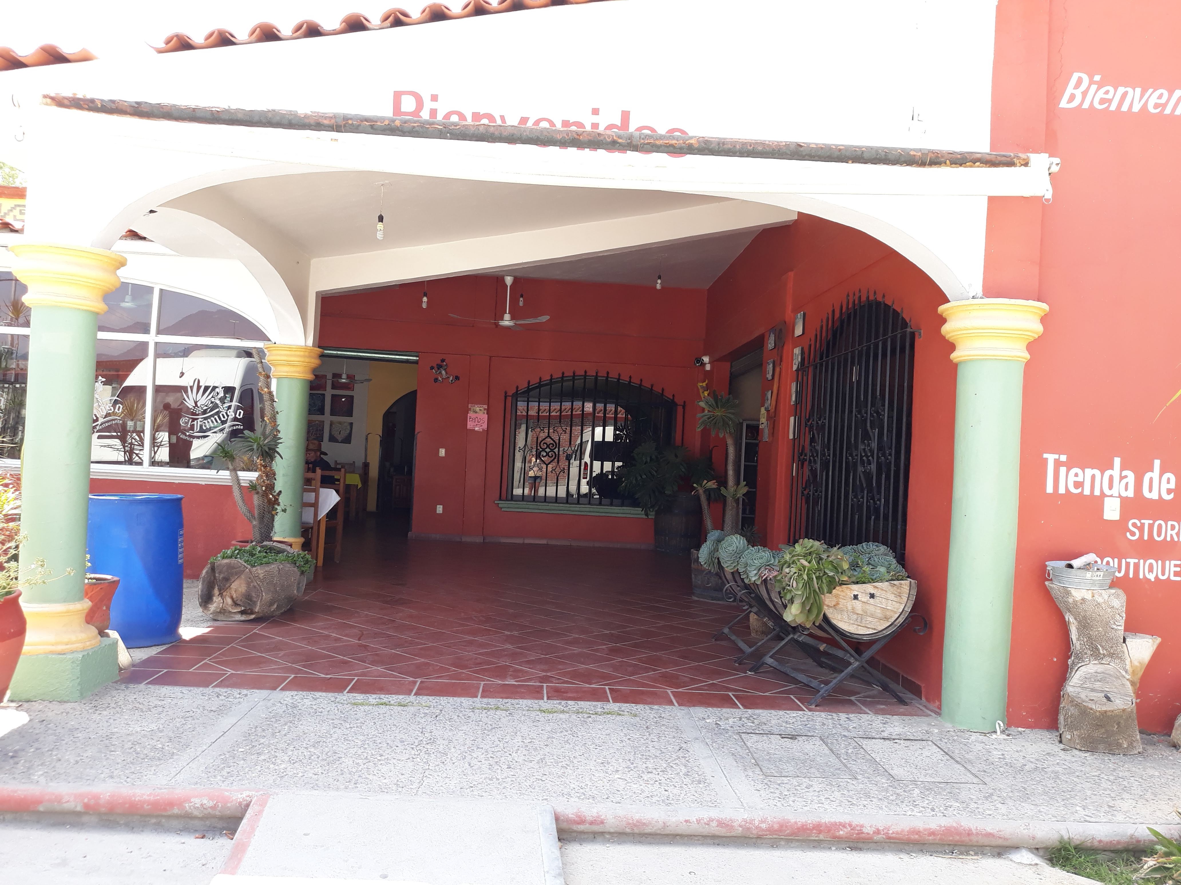 El Famoso Buffet & Mezcaleria image 5