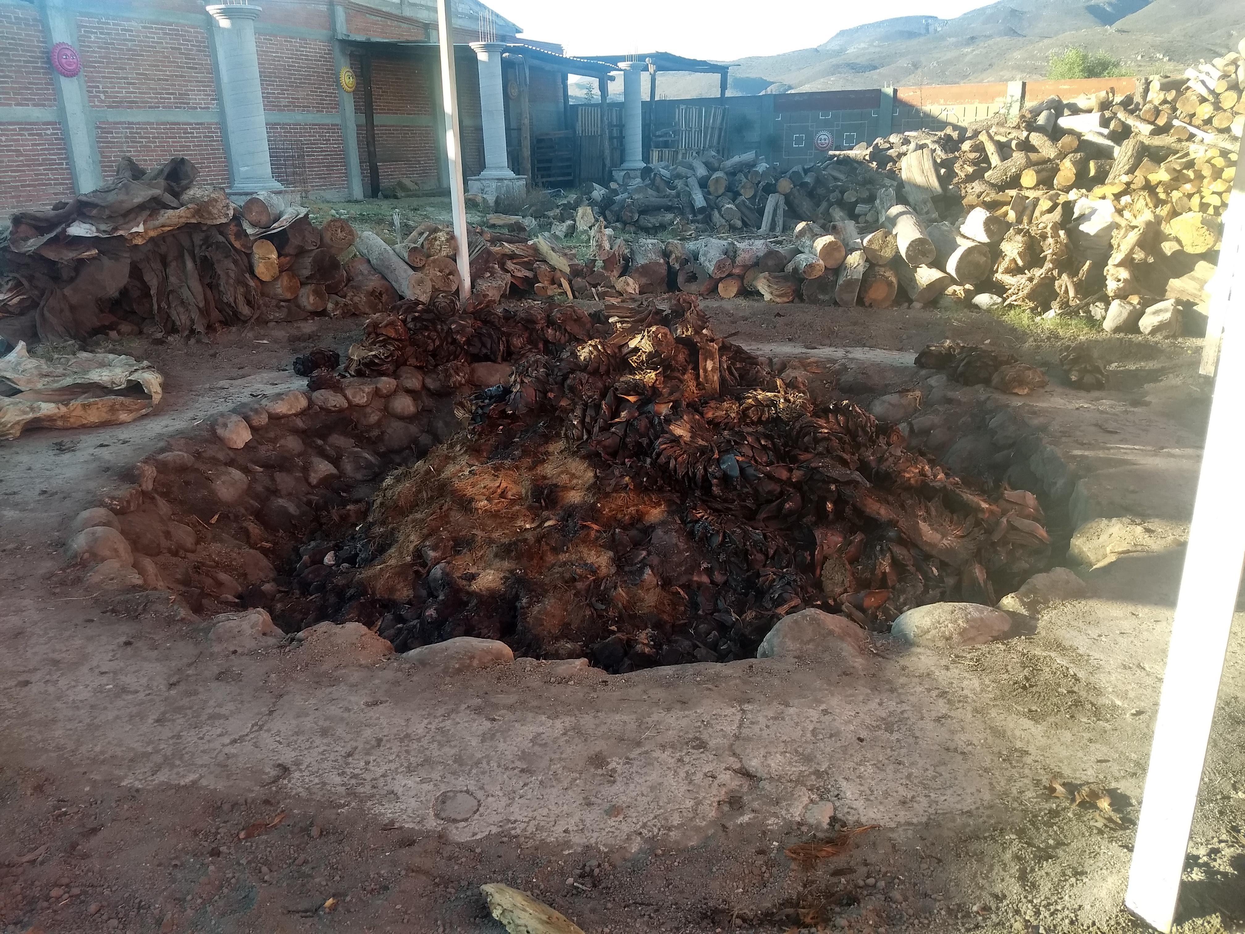 El Famoso Buffet & Mezcaleria image 10