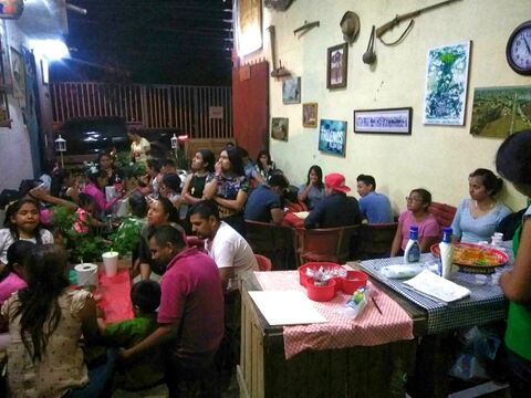 Alitas El Copeton image 3
