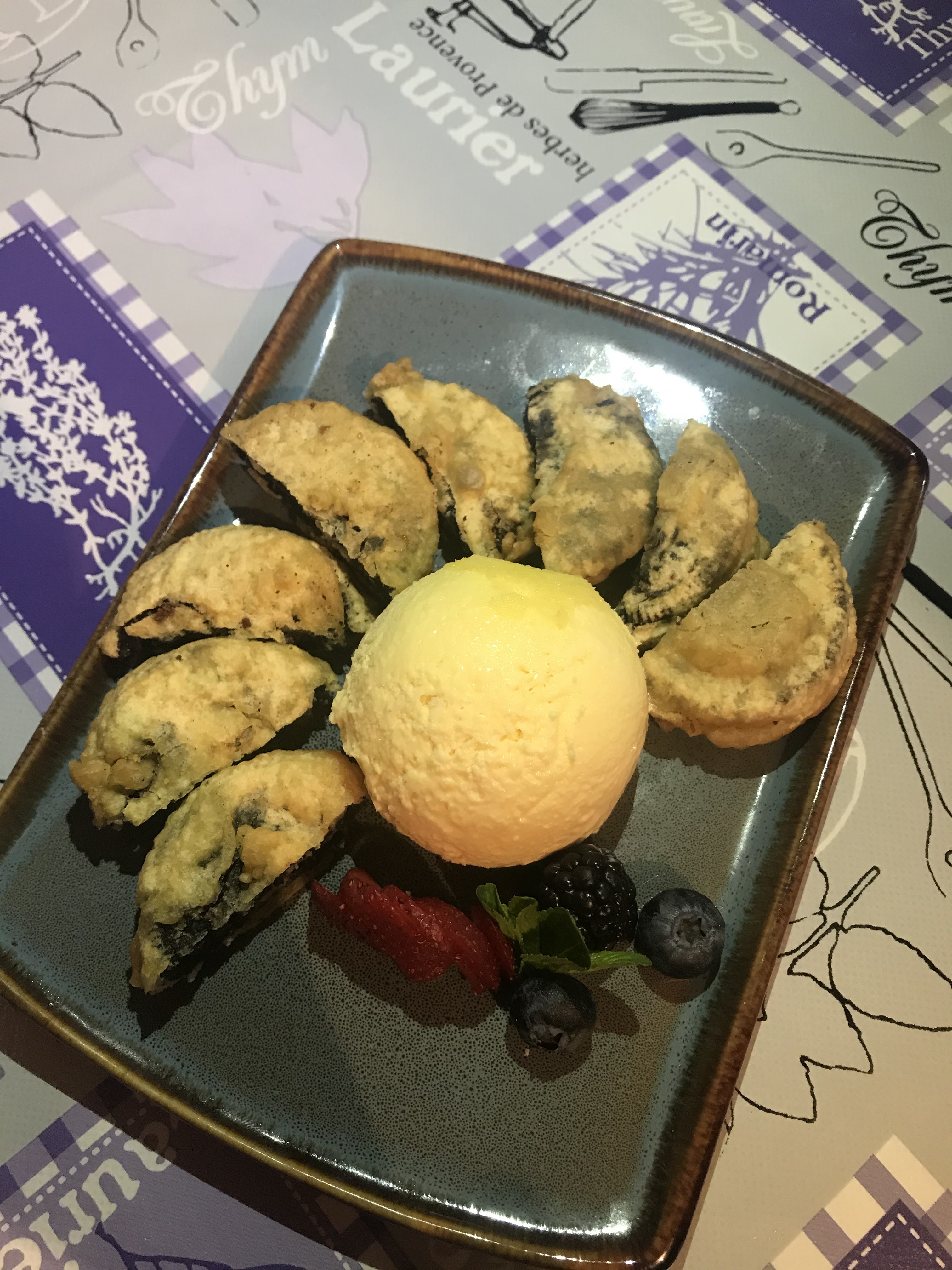 Meraki sushi & wings image 4