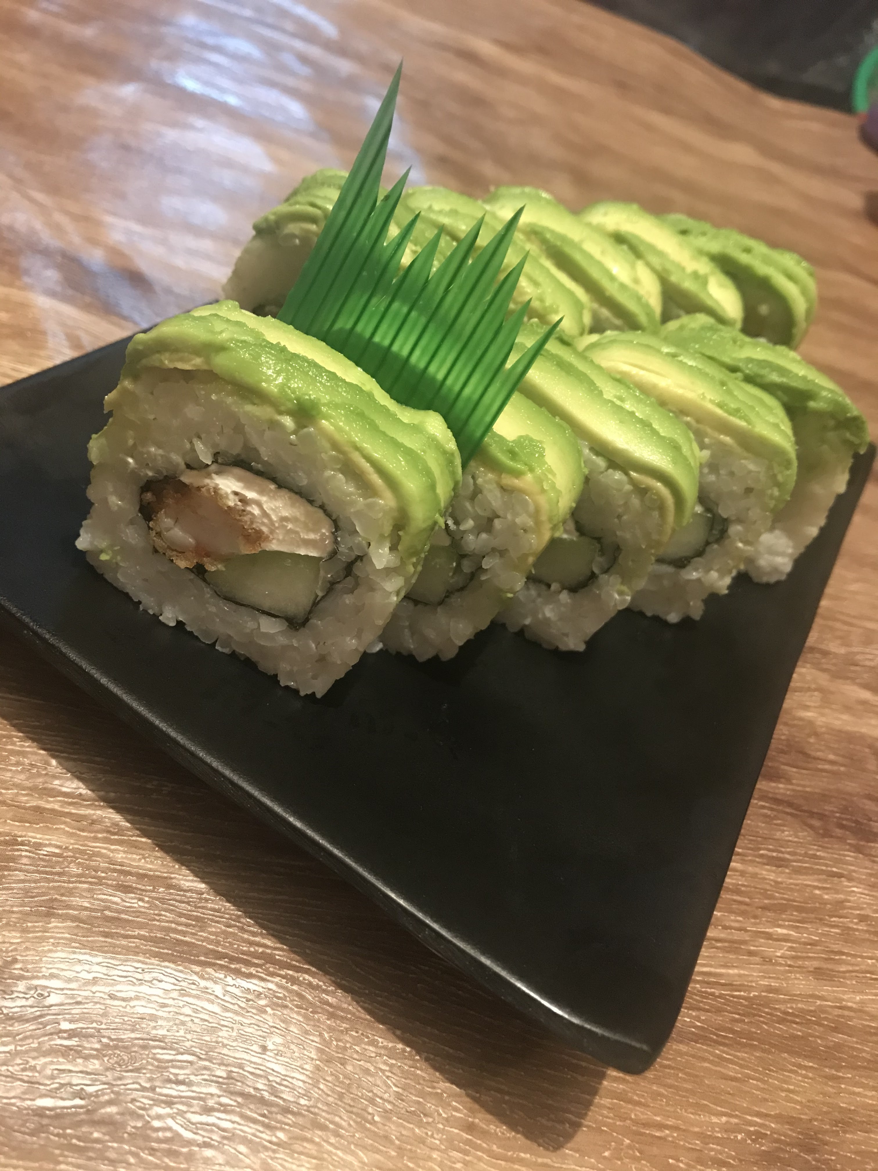 Meraki sushi & wings image 5