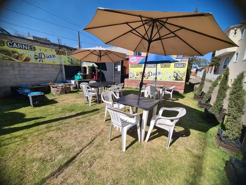Los Buenos Díaz image 3