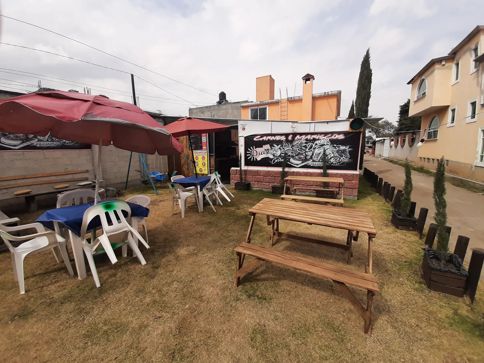 Los Buenos Díaz image 10