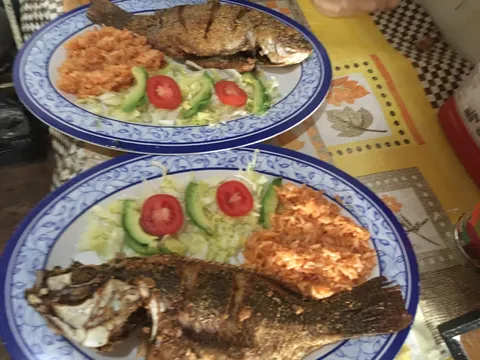 Truchas y Mariscos image 9