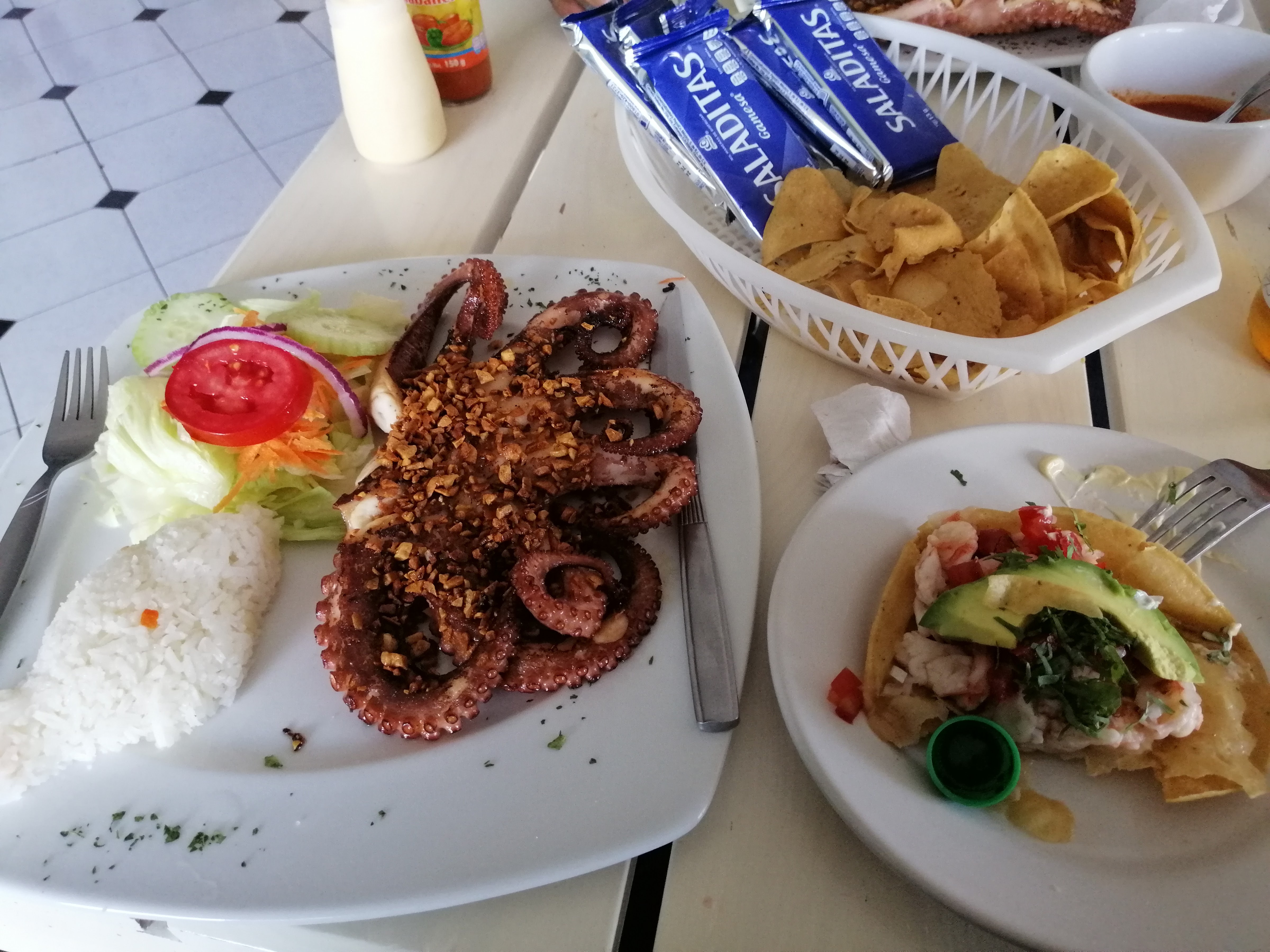 El Sinaloense image 2