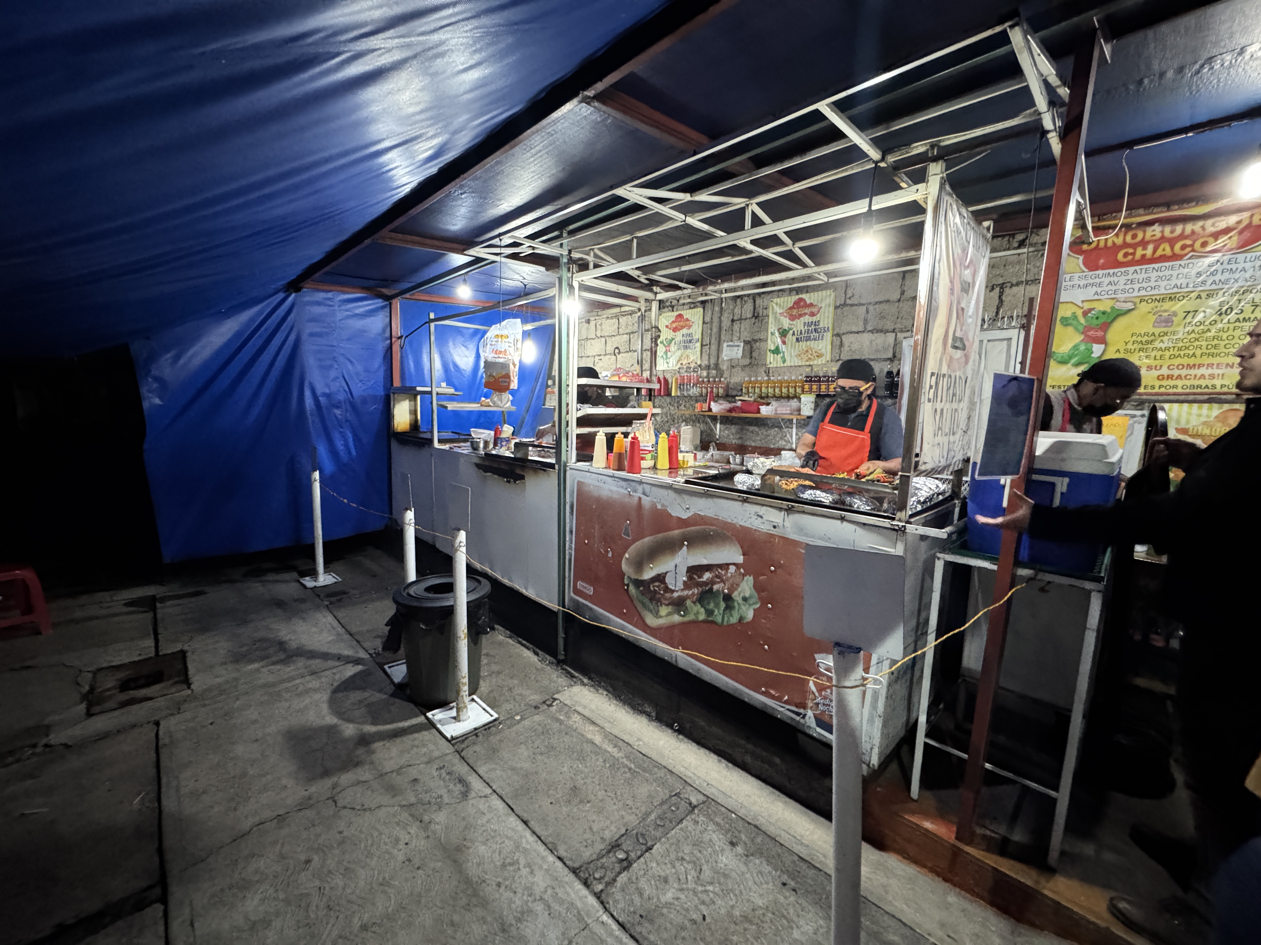 Dinoburguer Chacón image 1