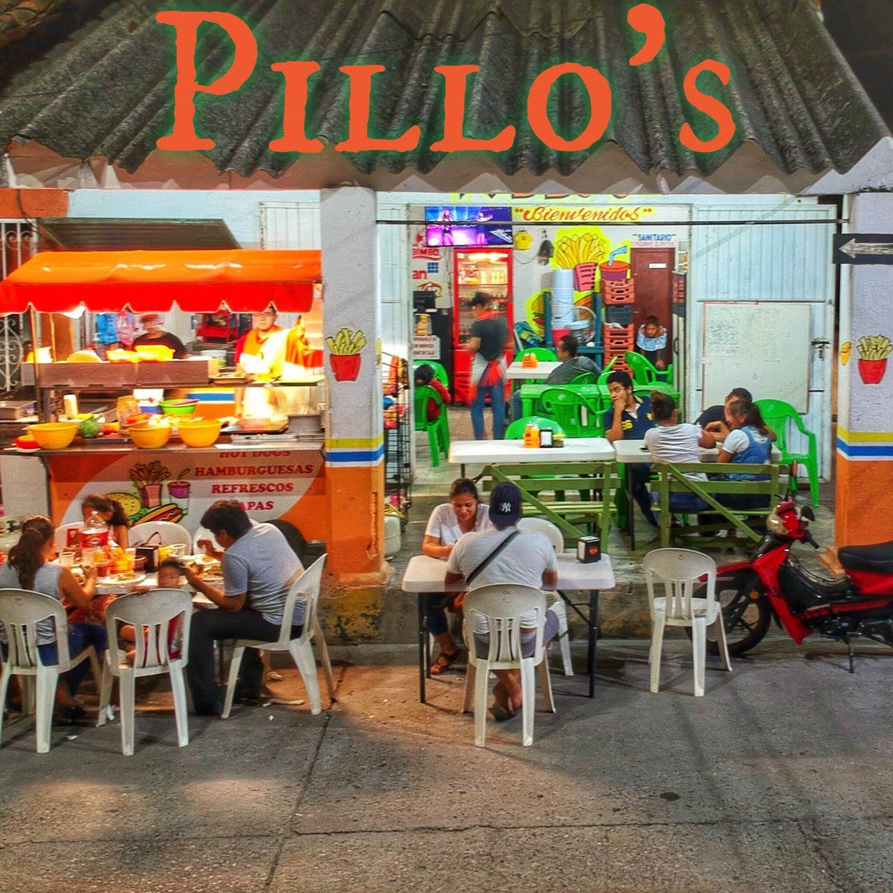 Pillo's HotDogs y Hamburguesas image 1
