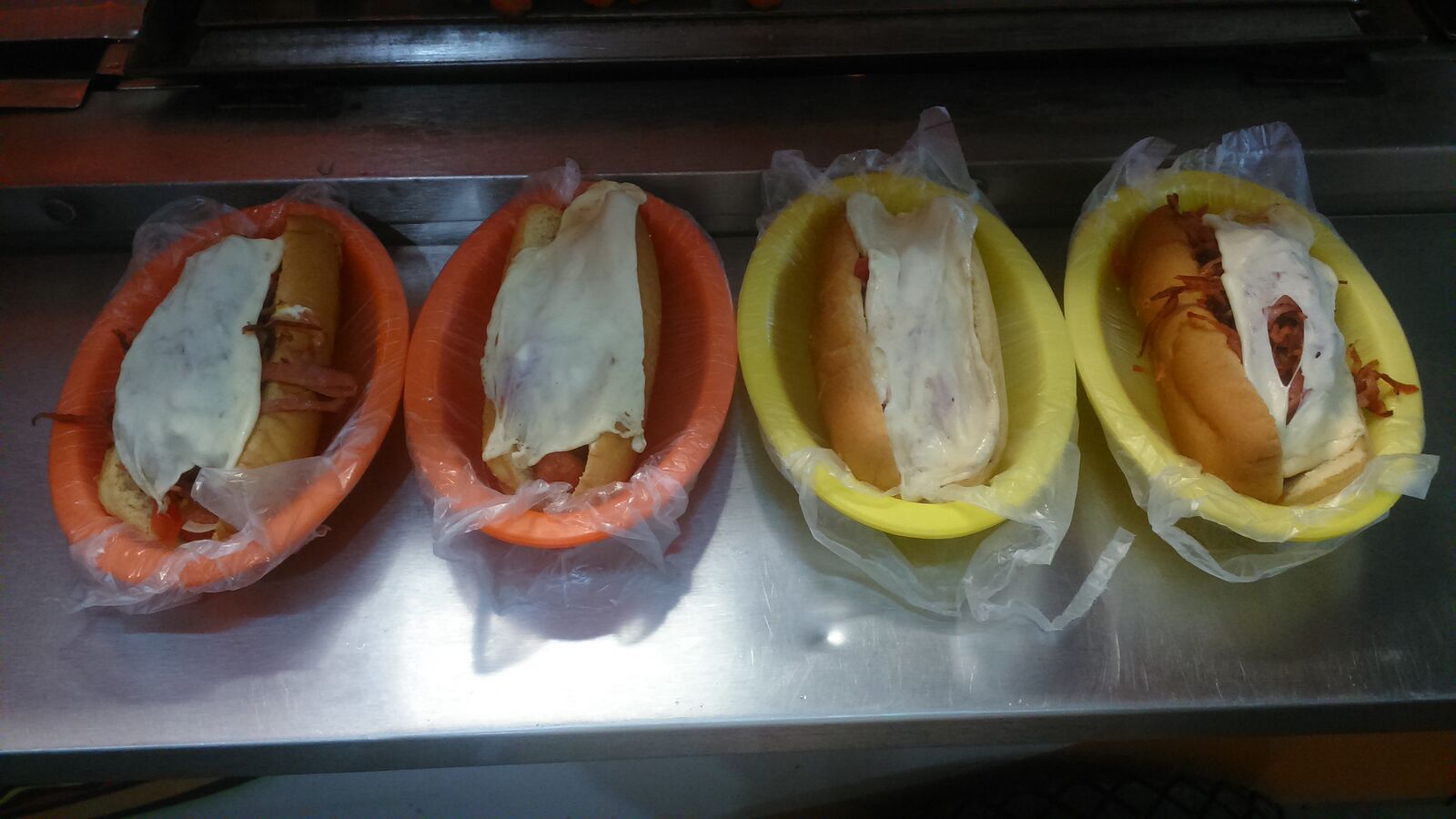 Pillo's HotDogs y Hamburguesas image 8