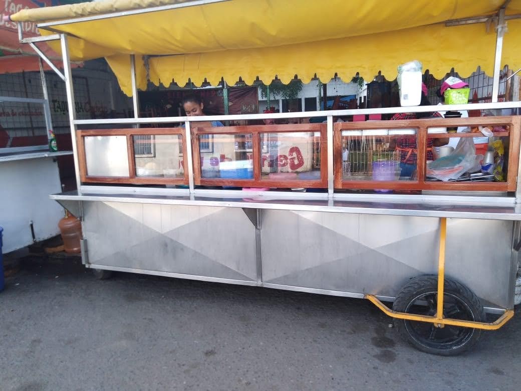 Ricos Y Sabrosos Tacos *Los Patitos Y La Patita*. image 2