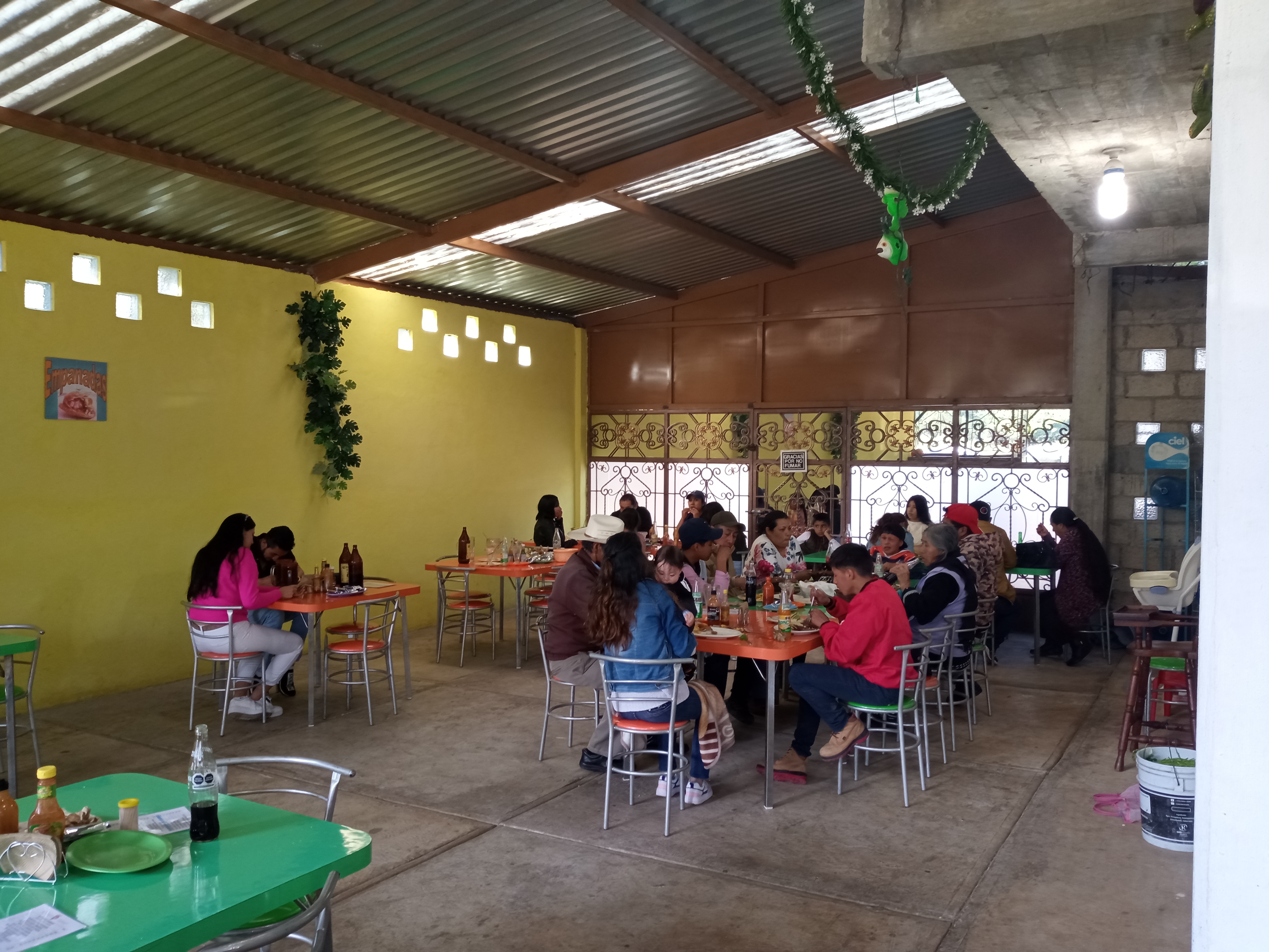 Pescados y mariscos La curva image 1