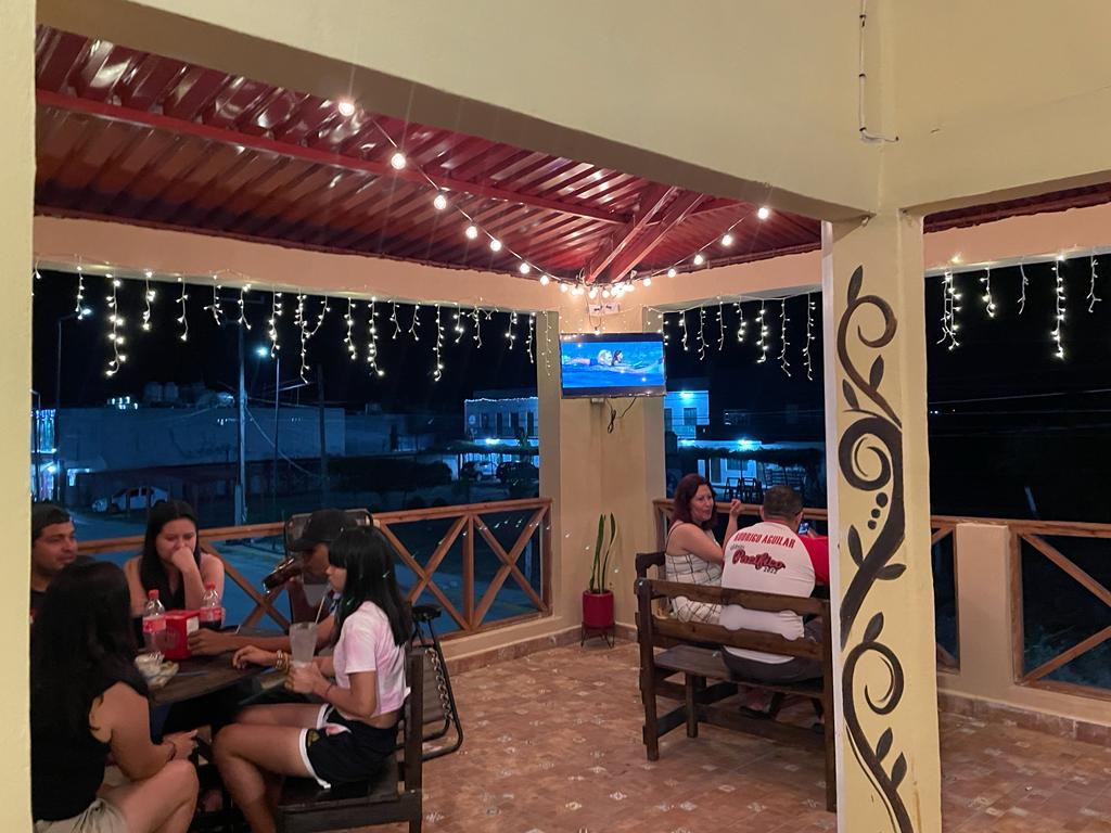 Moonlight,café,bar image 1