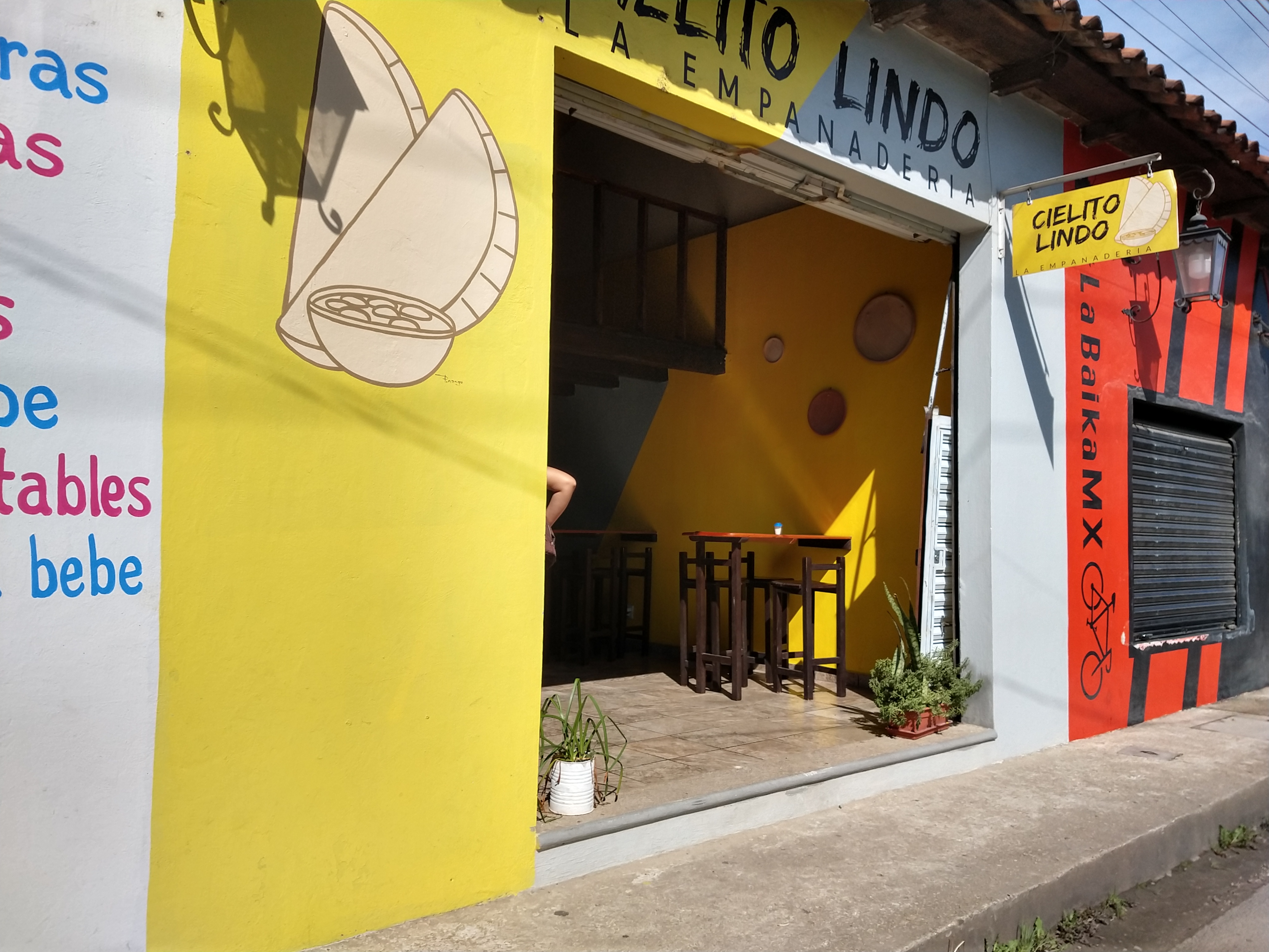 Cielito Lindo La empanaderia image 7
