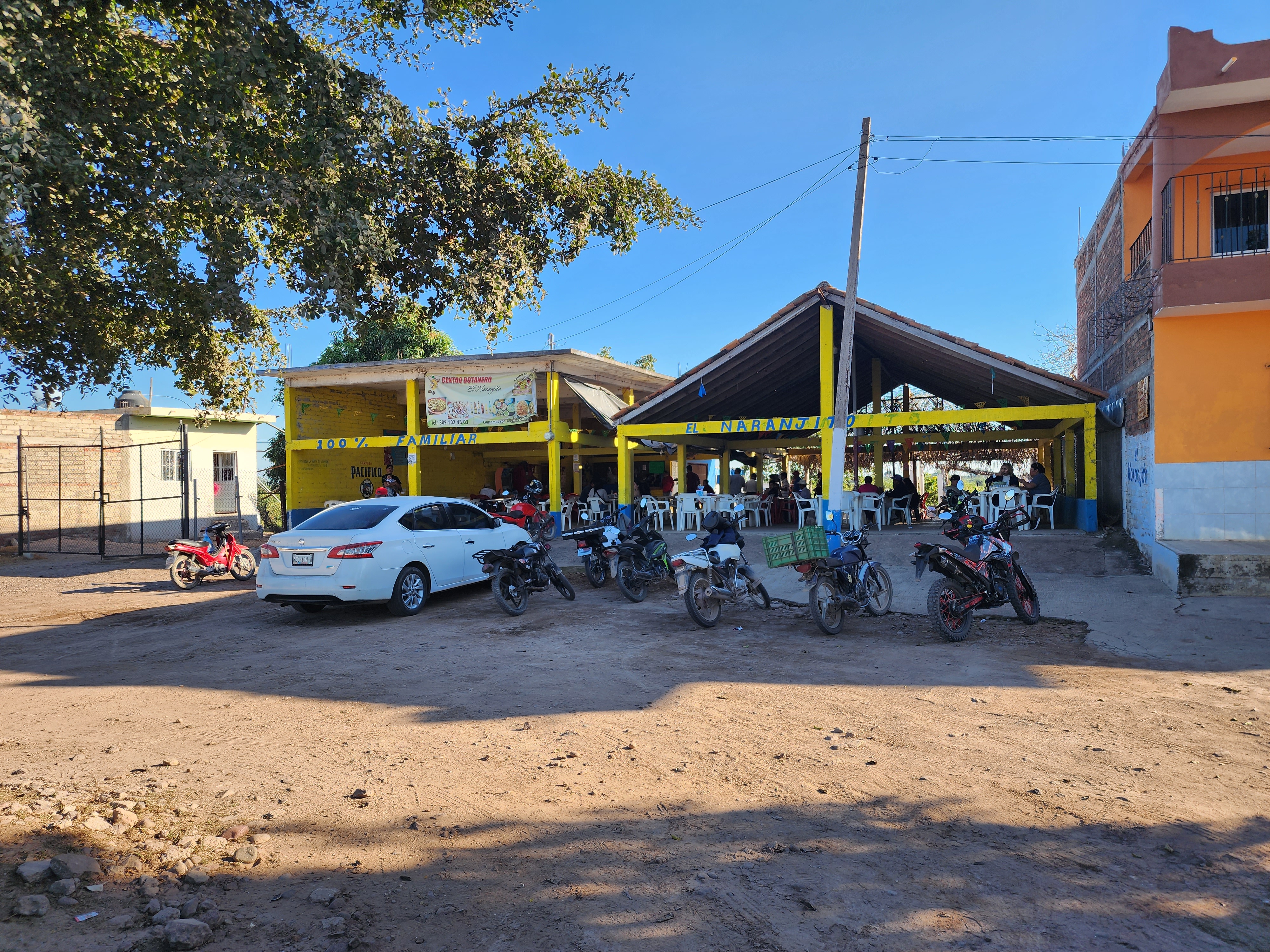 Centro Botanero El Naranjito image 5