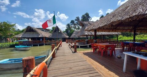 Restaurante Interactivo El Acuario. image 4
