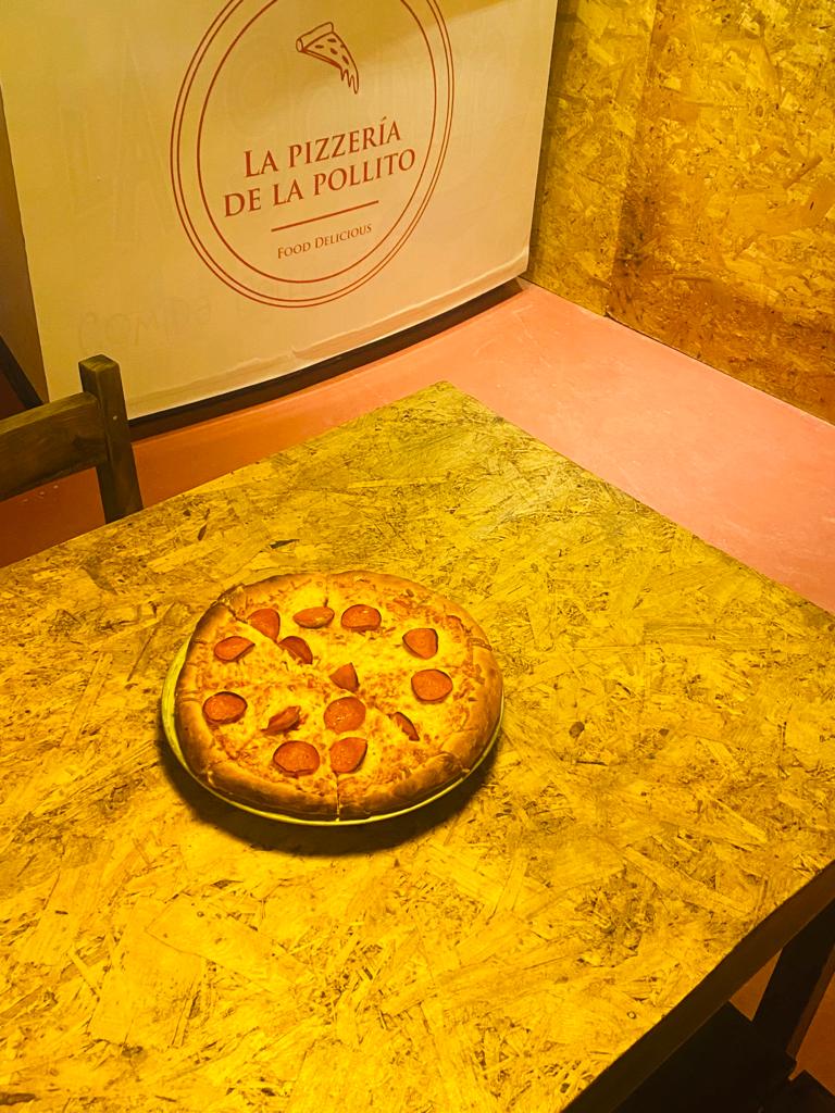 La pizzería de la pollito image 7