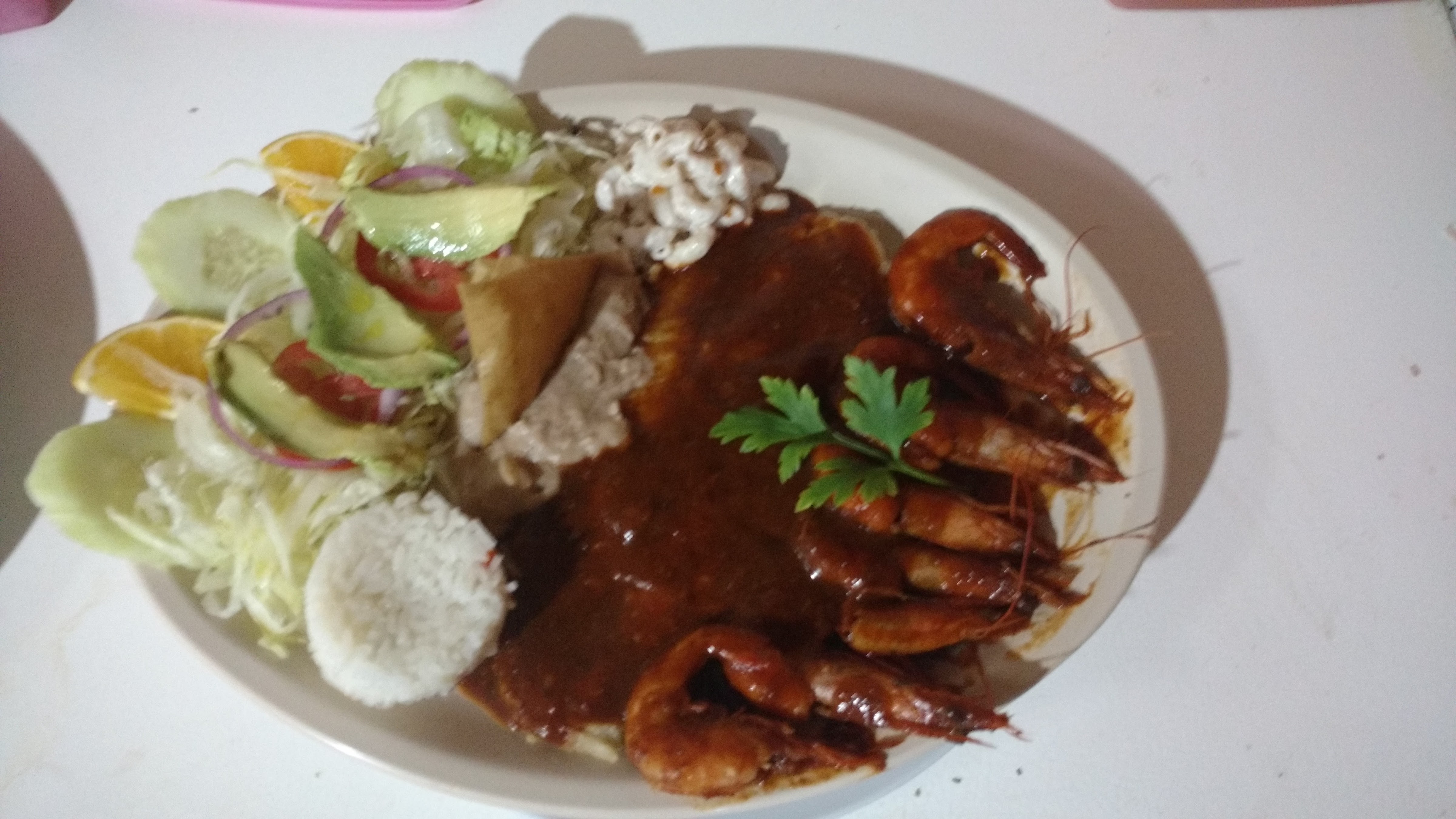 Los Delfines Restaurate image 7