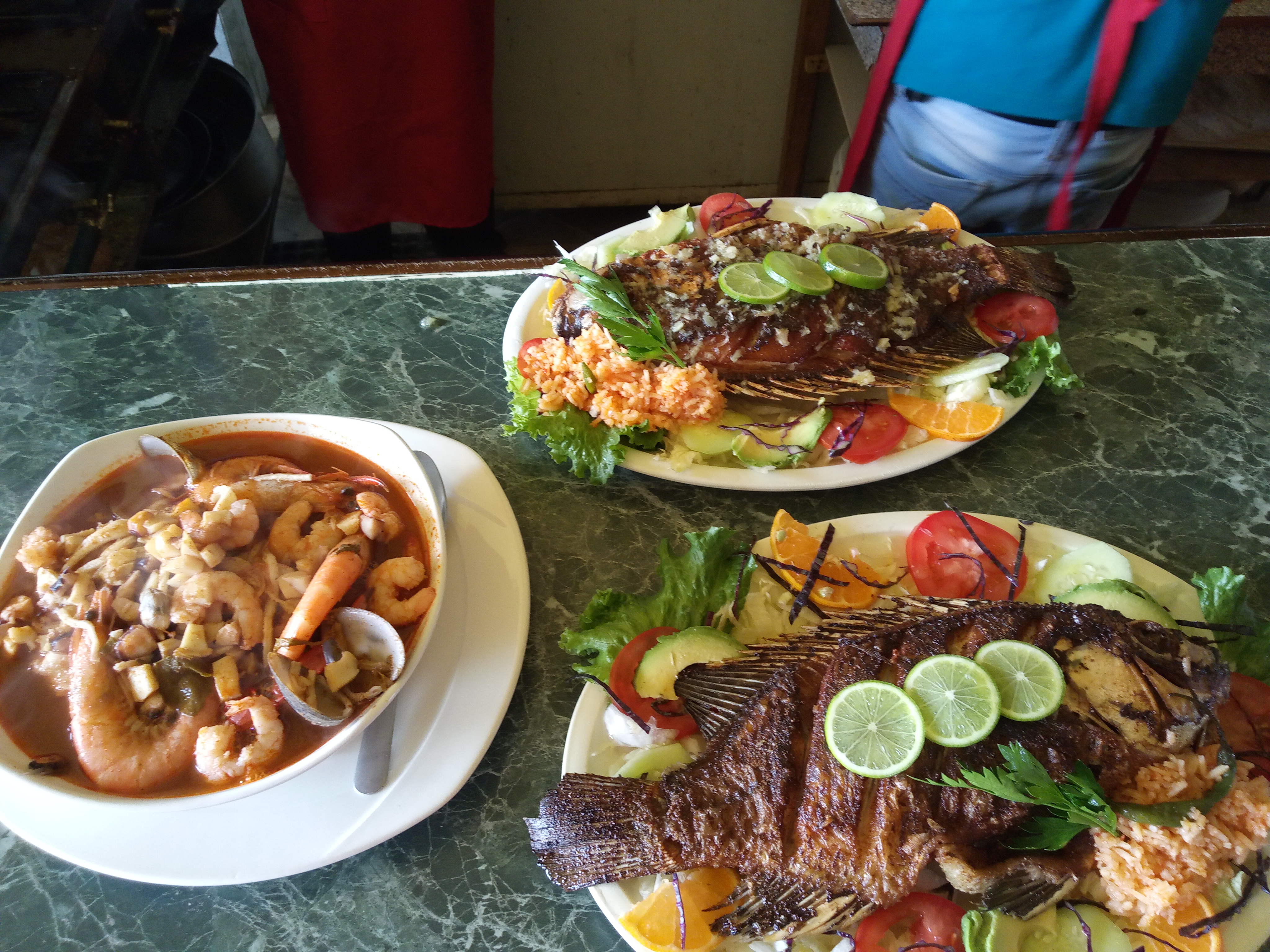 Marisquería el camarón image 5