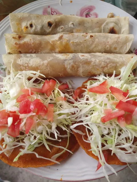 Antojitos el GÜERO image 8