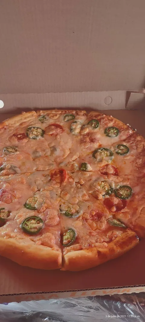 Pizza reyes image 2