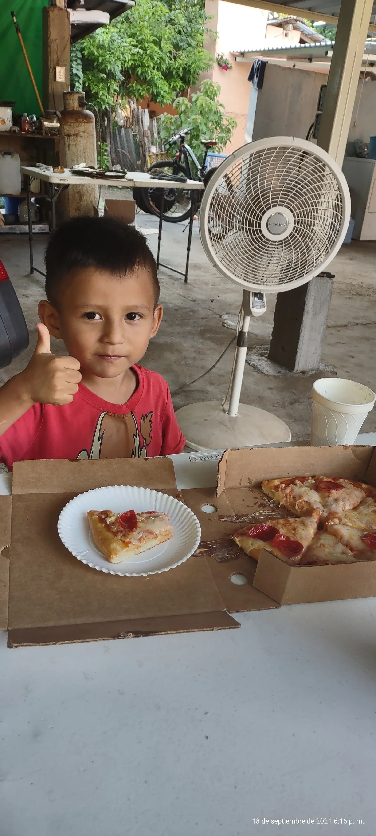 Pizza reyes image 9