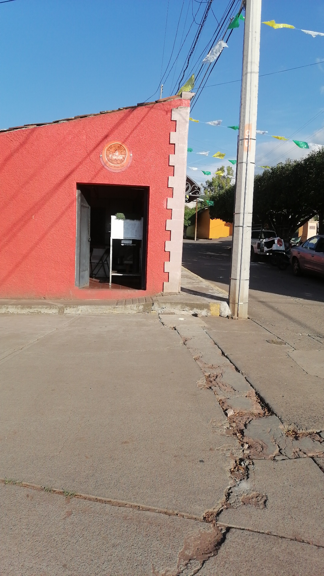 La Placita Pizzas image 8