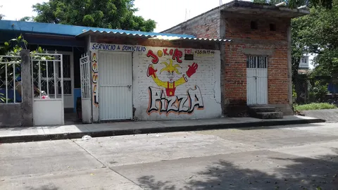 Joker Pizza image 2
