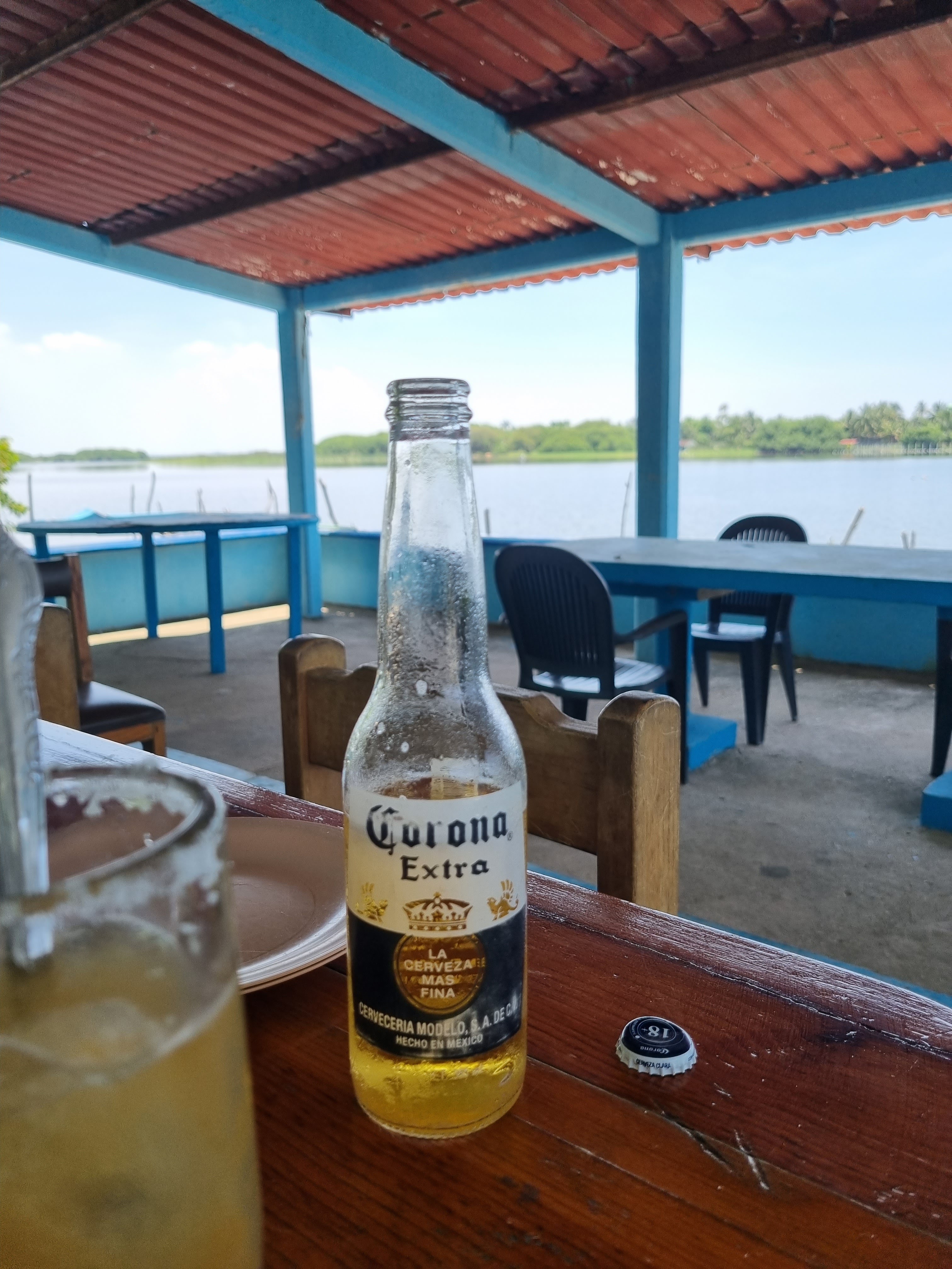 Mariscos la riviera image 4