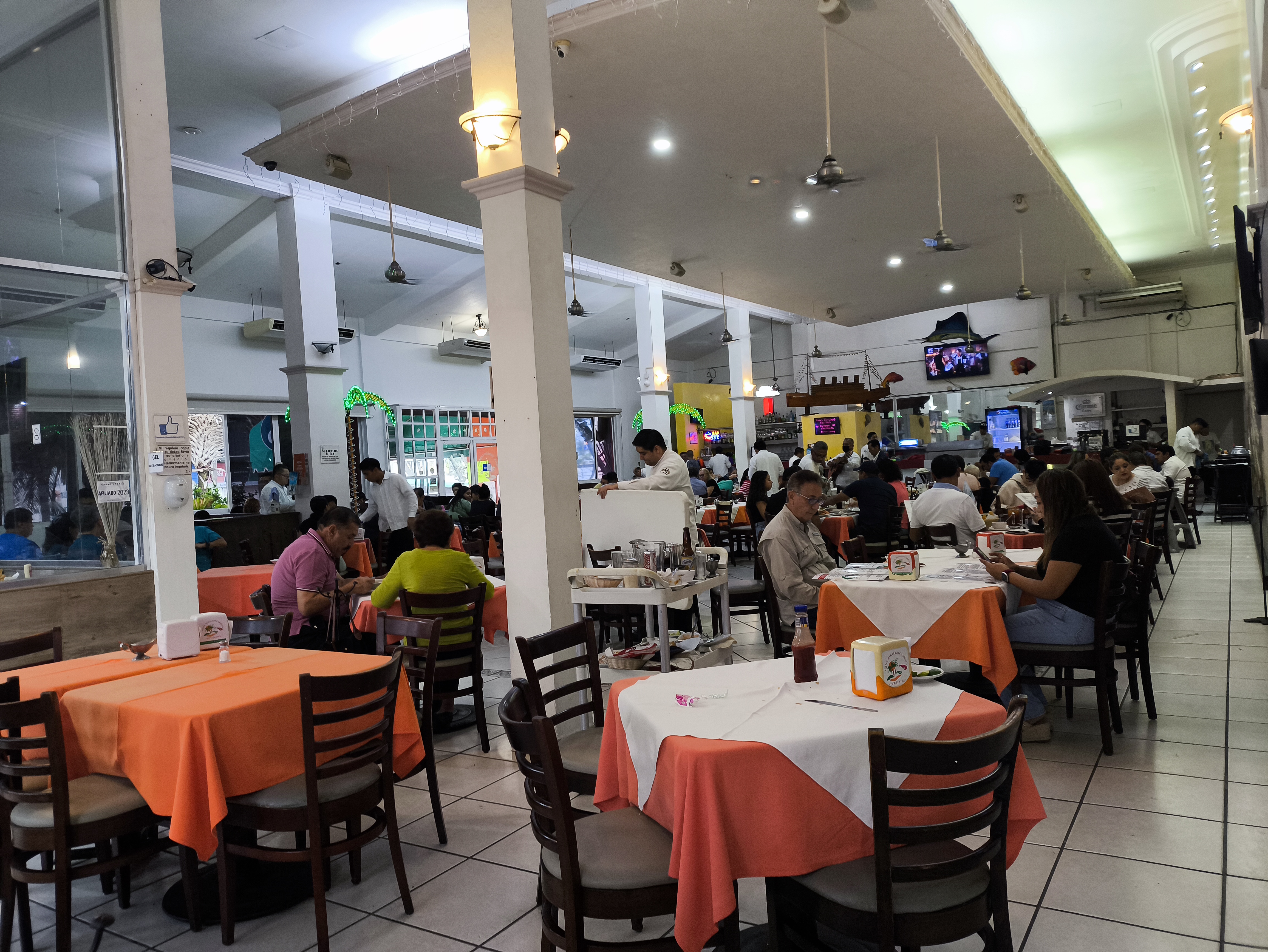 Hermanos Hidalgo Carrion image 4