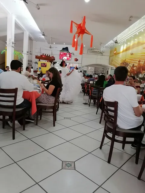 Hermanos Hidalgo Carrion image 7