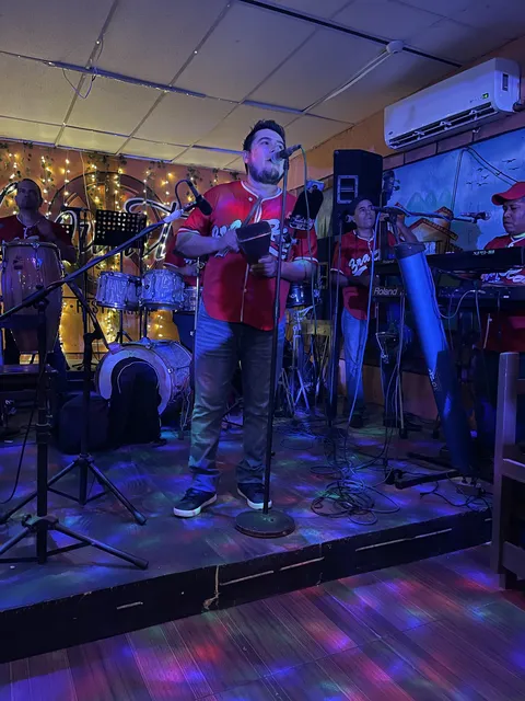 La Patrona Restaurant Bar & Grill image 2