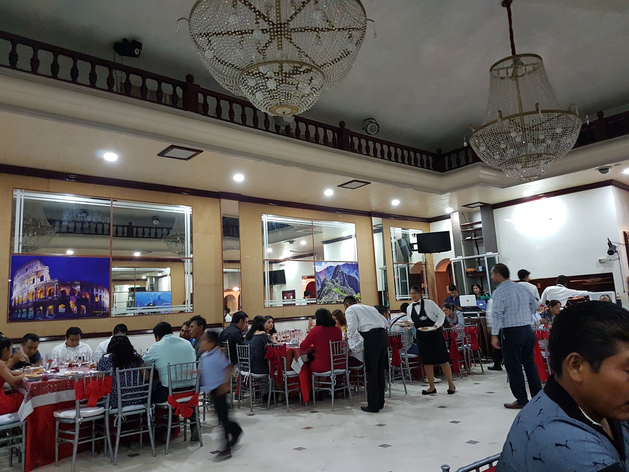 SabogaRestaurant-Bar image 1