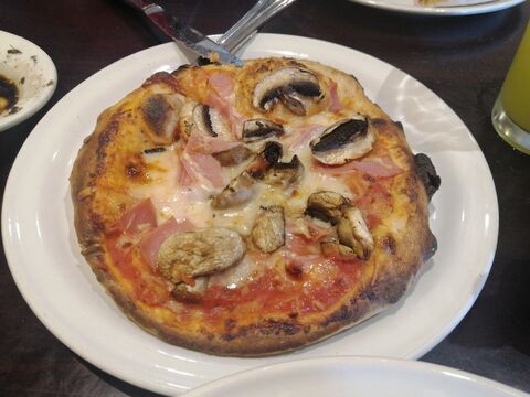 Italianni's image 9
