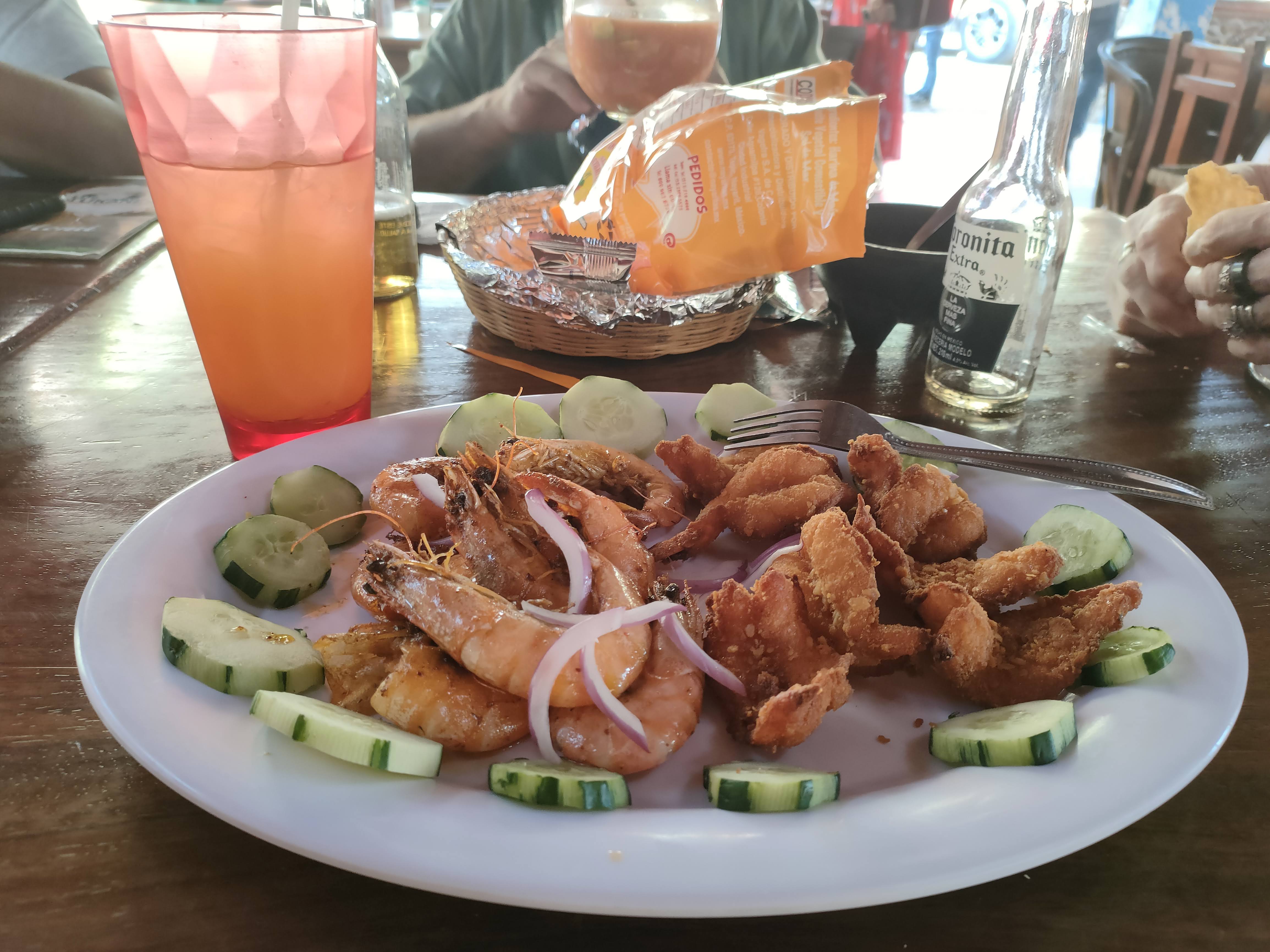 Los tukanes restaurante image 4