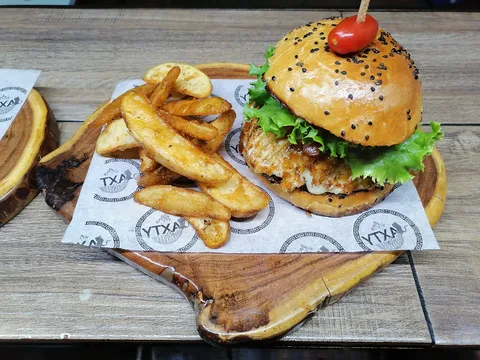 Ytxa Grill image 5