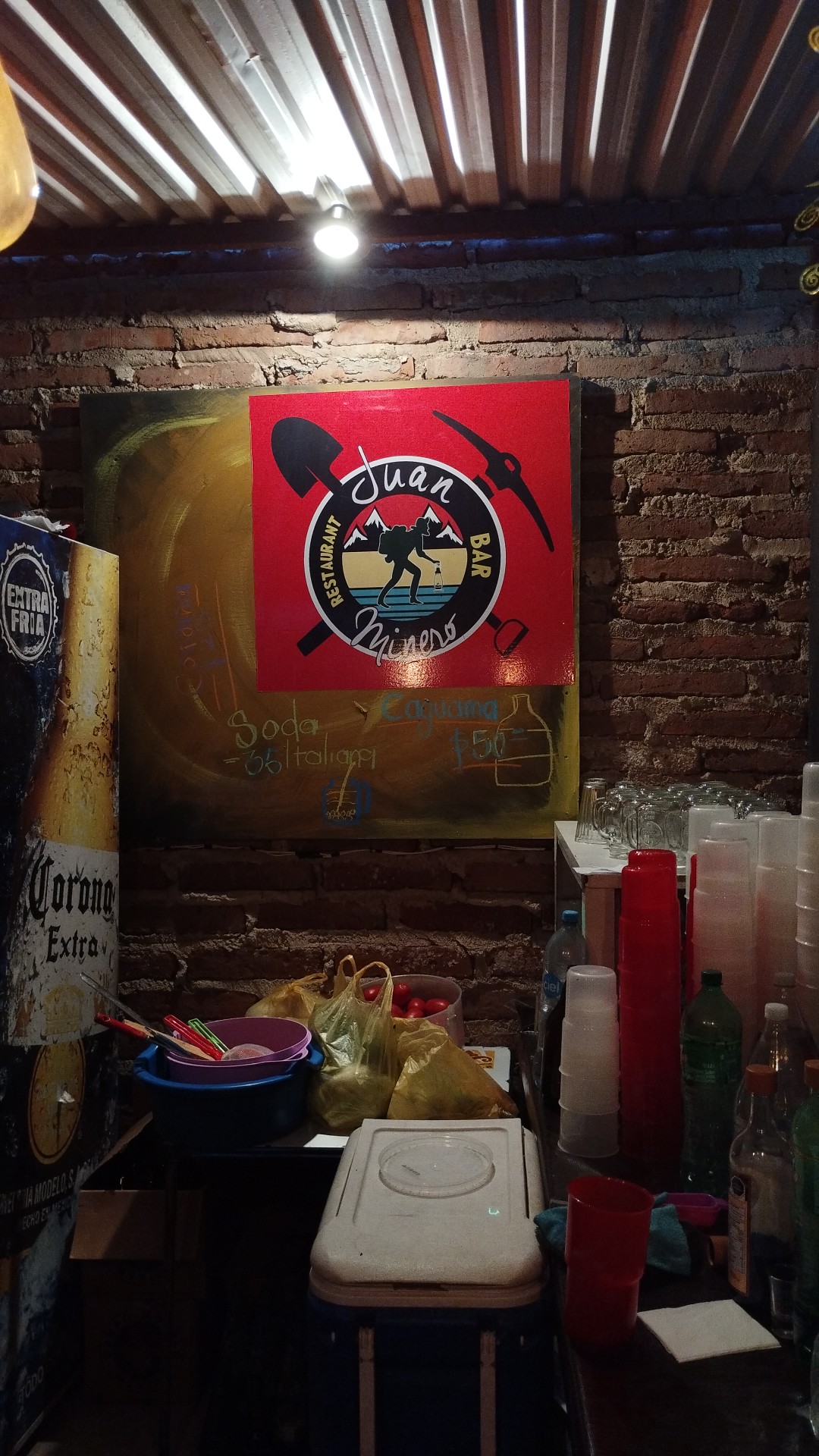 Juan Minero restaurant-bar image 1