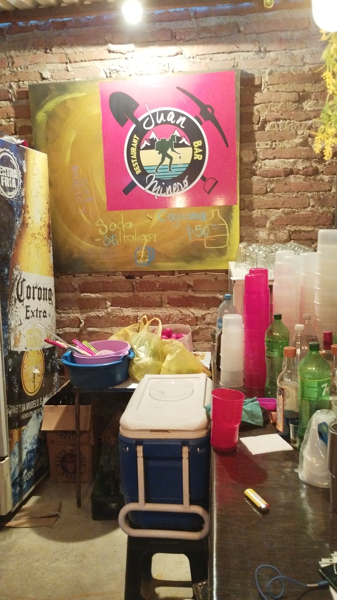 Juan Minero restaurant-bar image 3