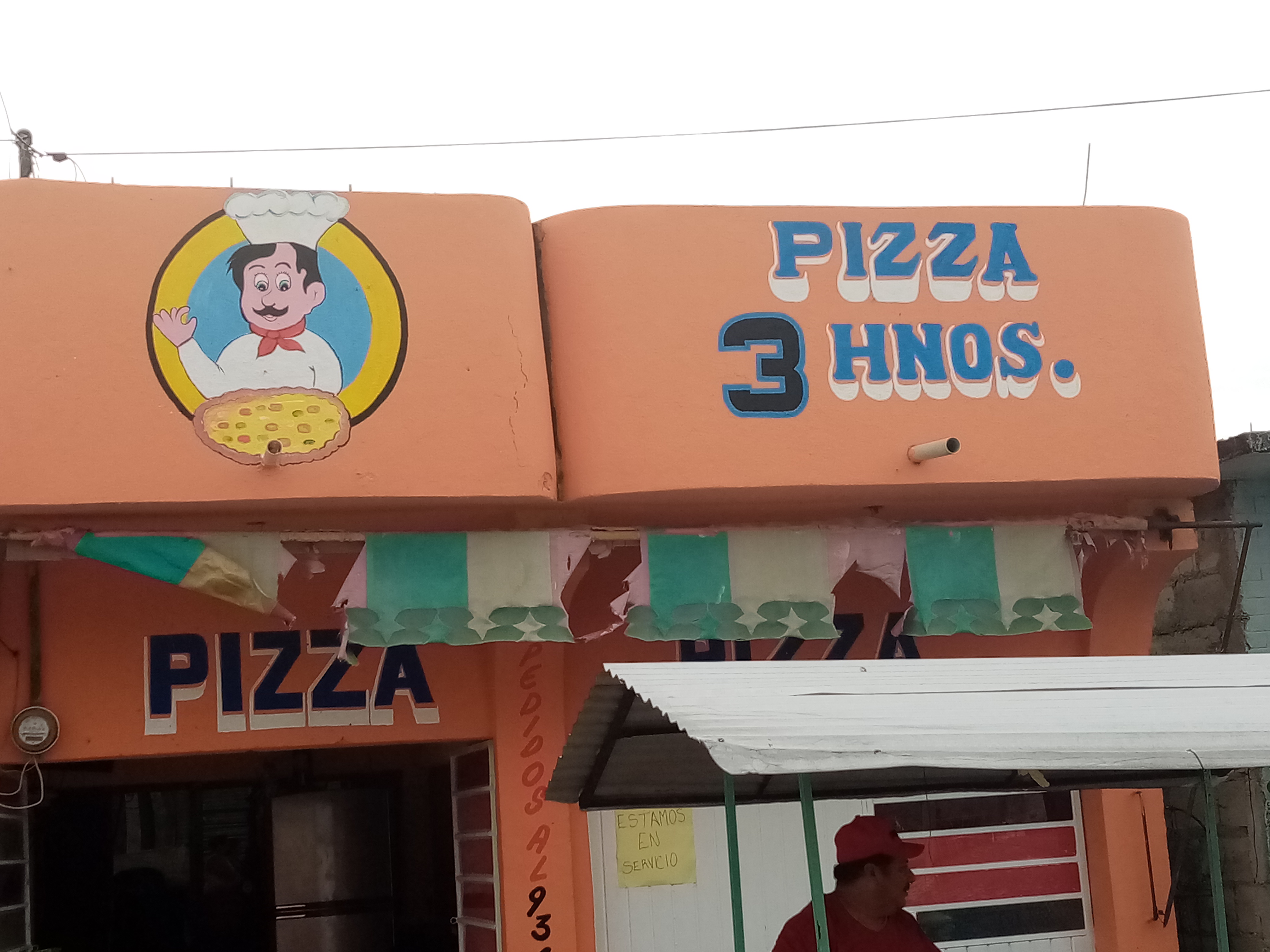 Pizzas 3 hermanos image 1