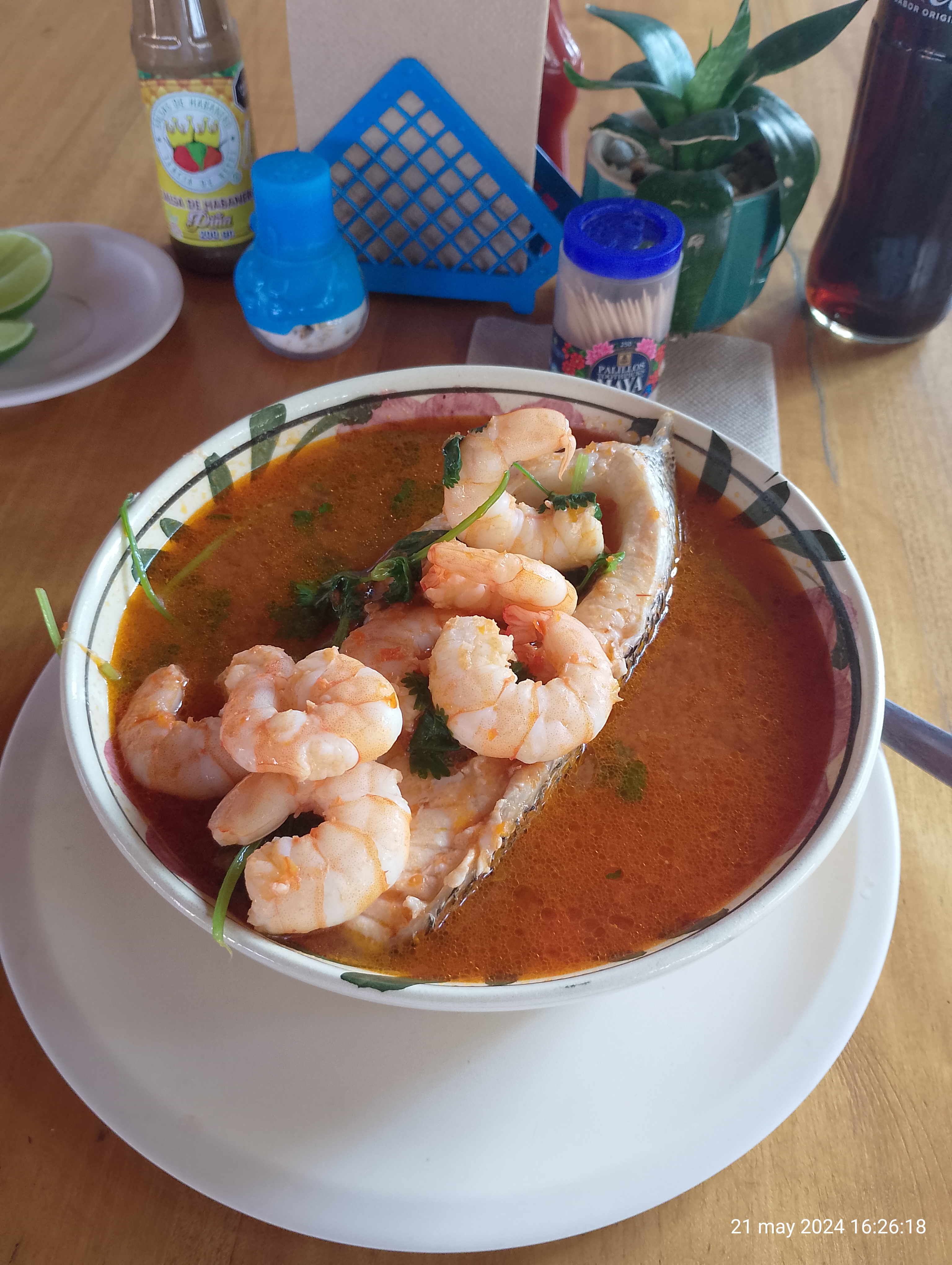 Pescados y Mariscos La Tarraya image 7