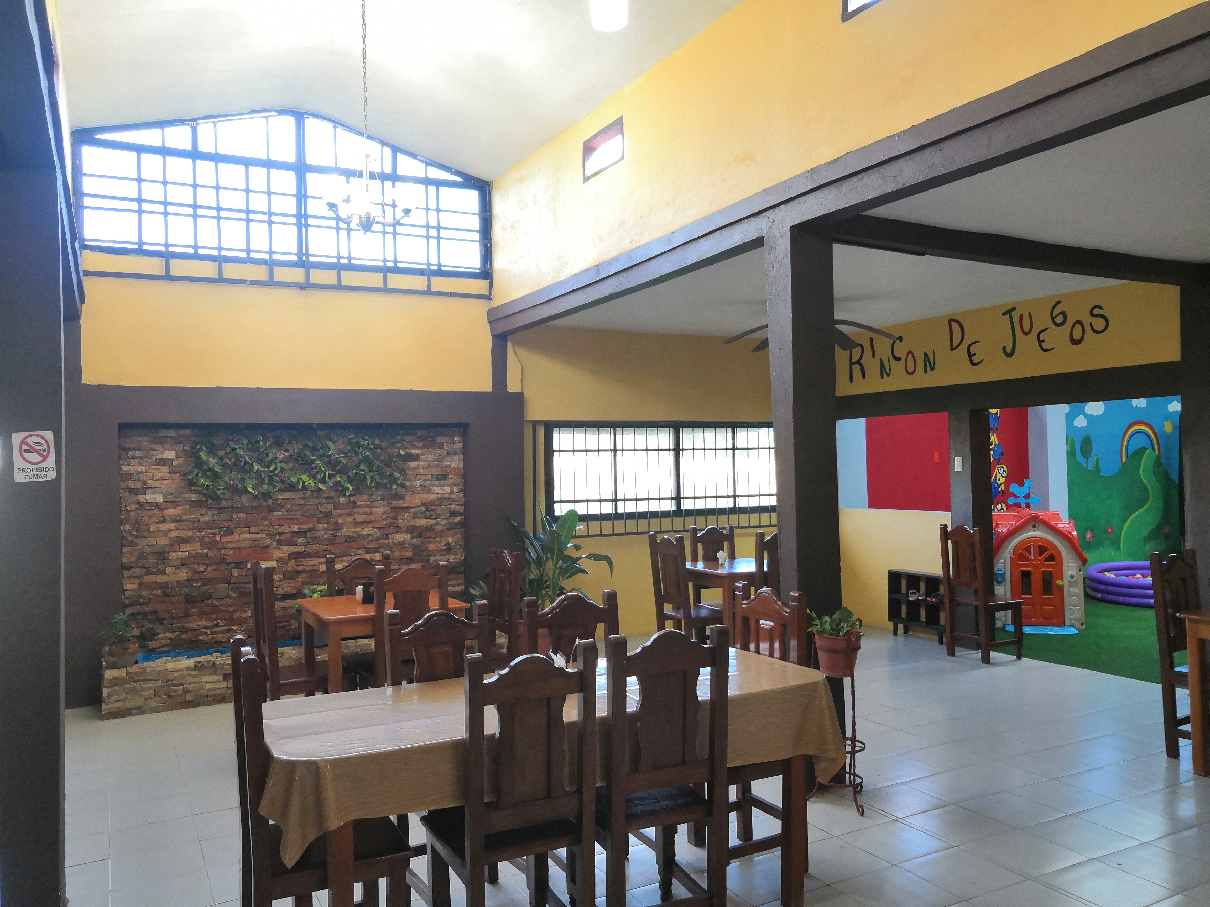 El Camarón Feliz image 3