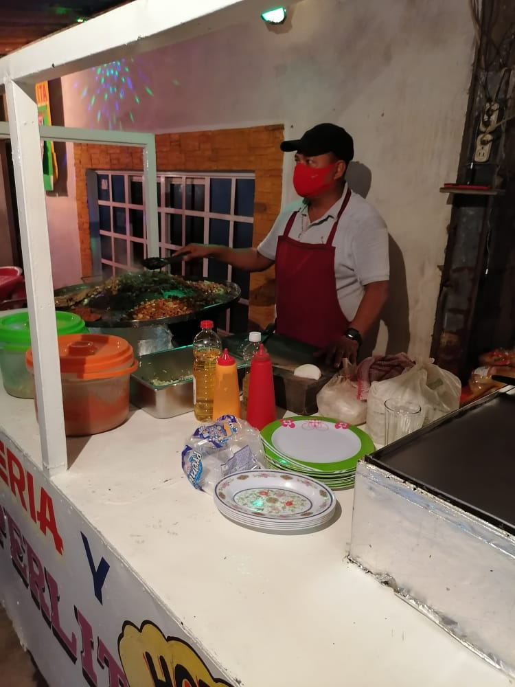 Tacos y Hot Dog's Perlita image 5