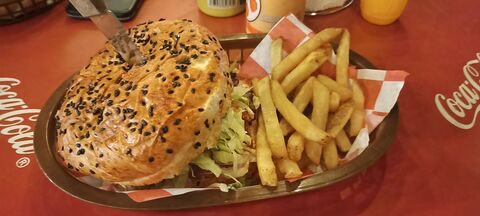 Panzon burger's image 4
