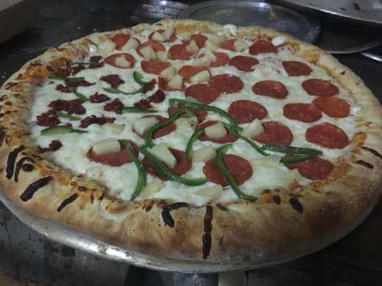 Sanchinnis Pizza image 1