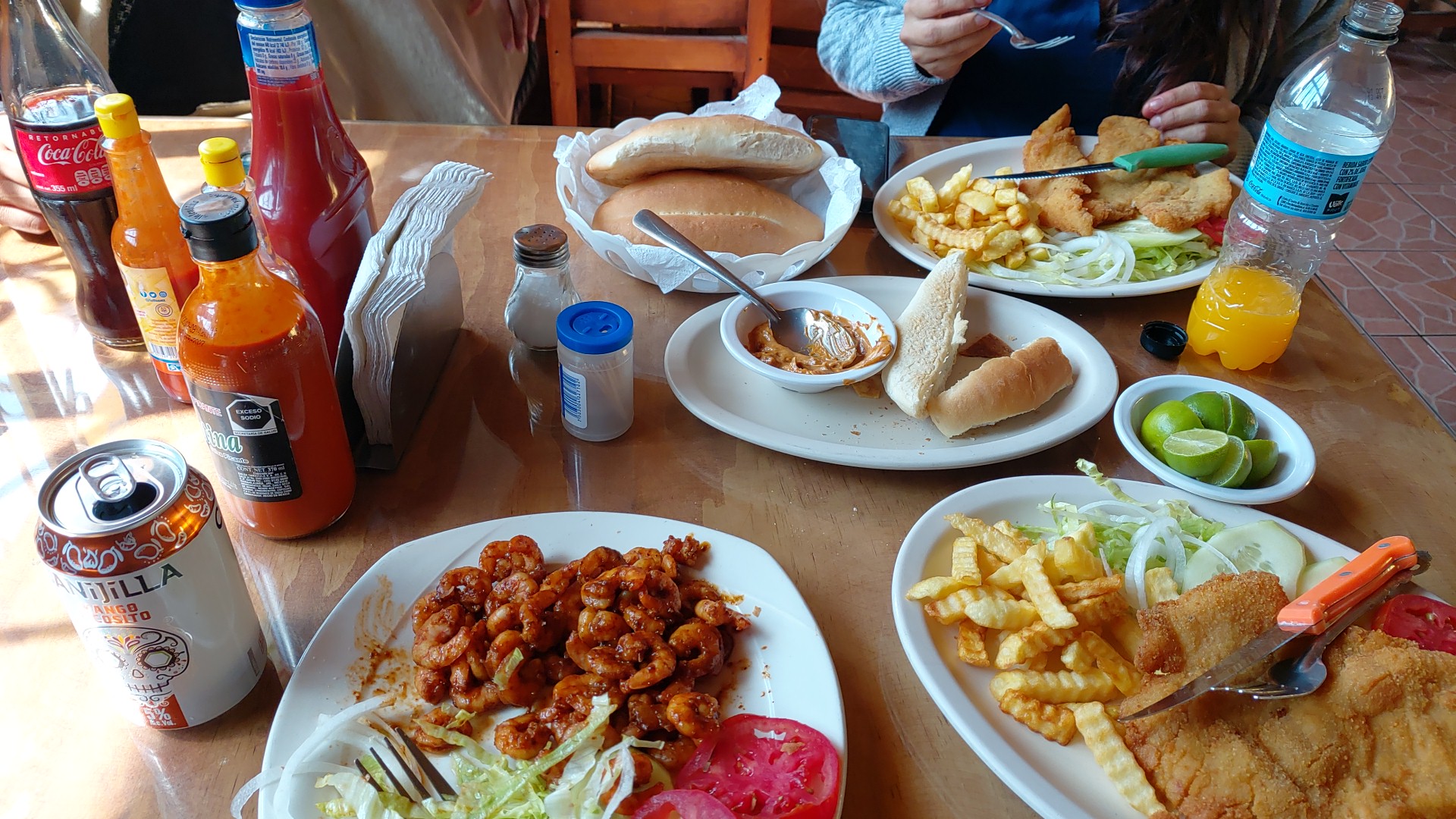 Mariscos La Cabaña image 2