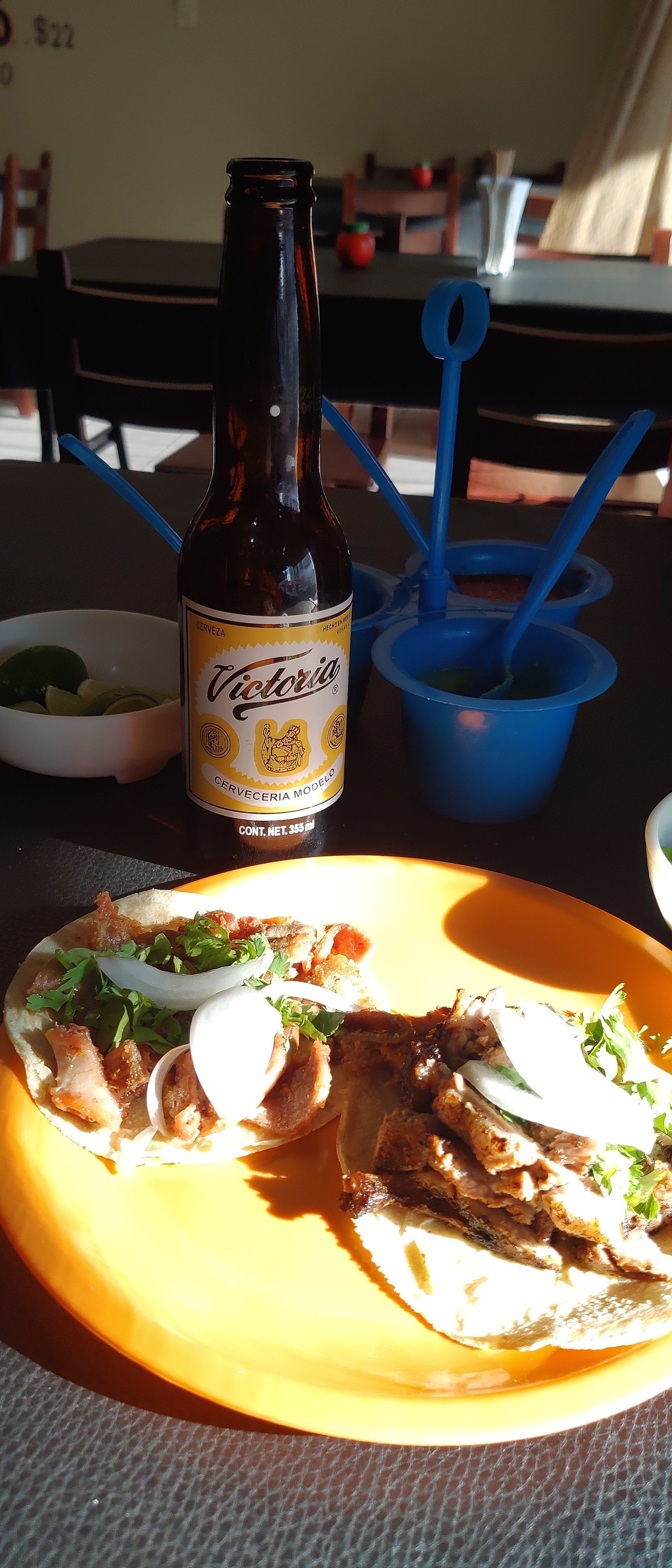 Taquería "Los Jarochos" image 2