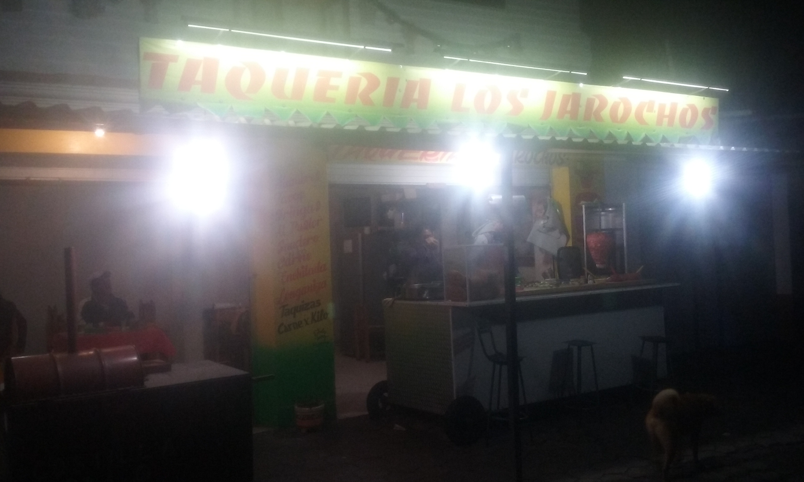 Taquería "Los Jarochos" image 4
