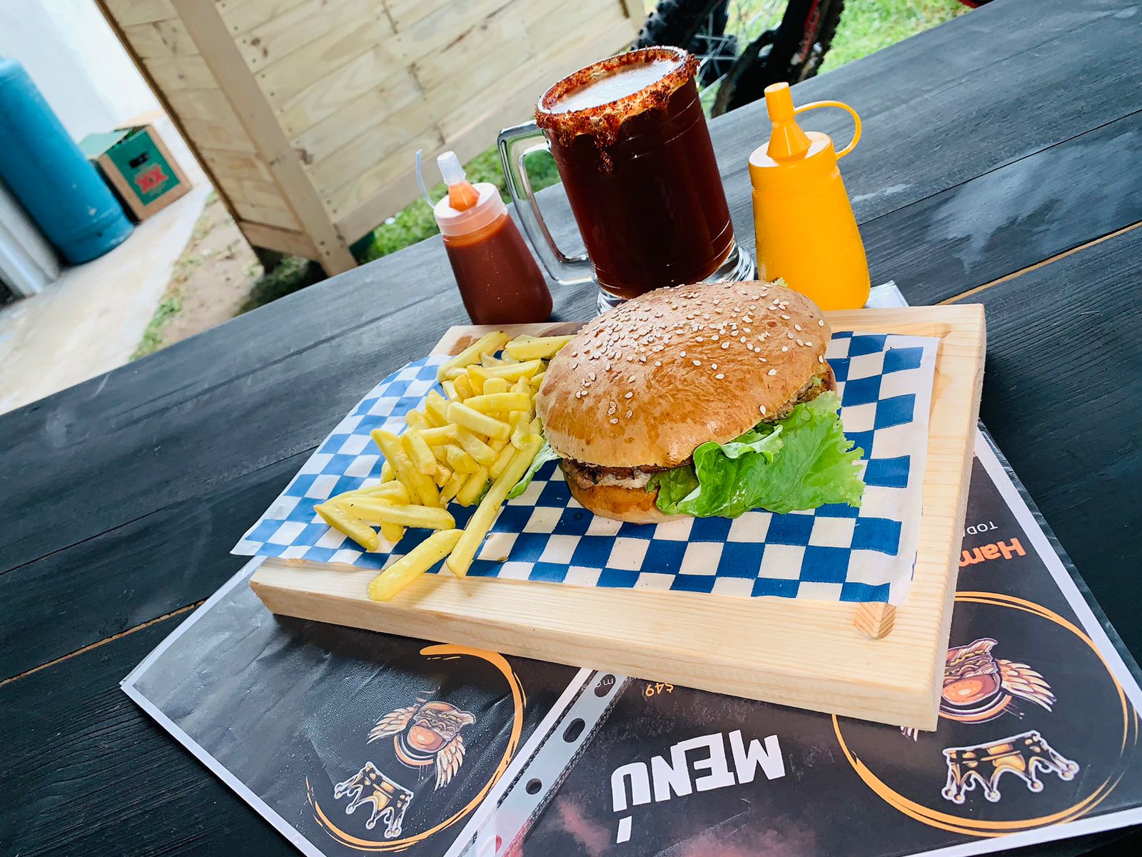 BROTHERS BURGERS image 1