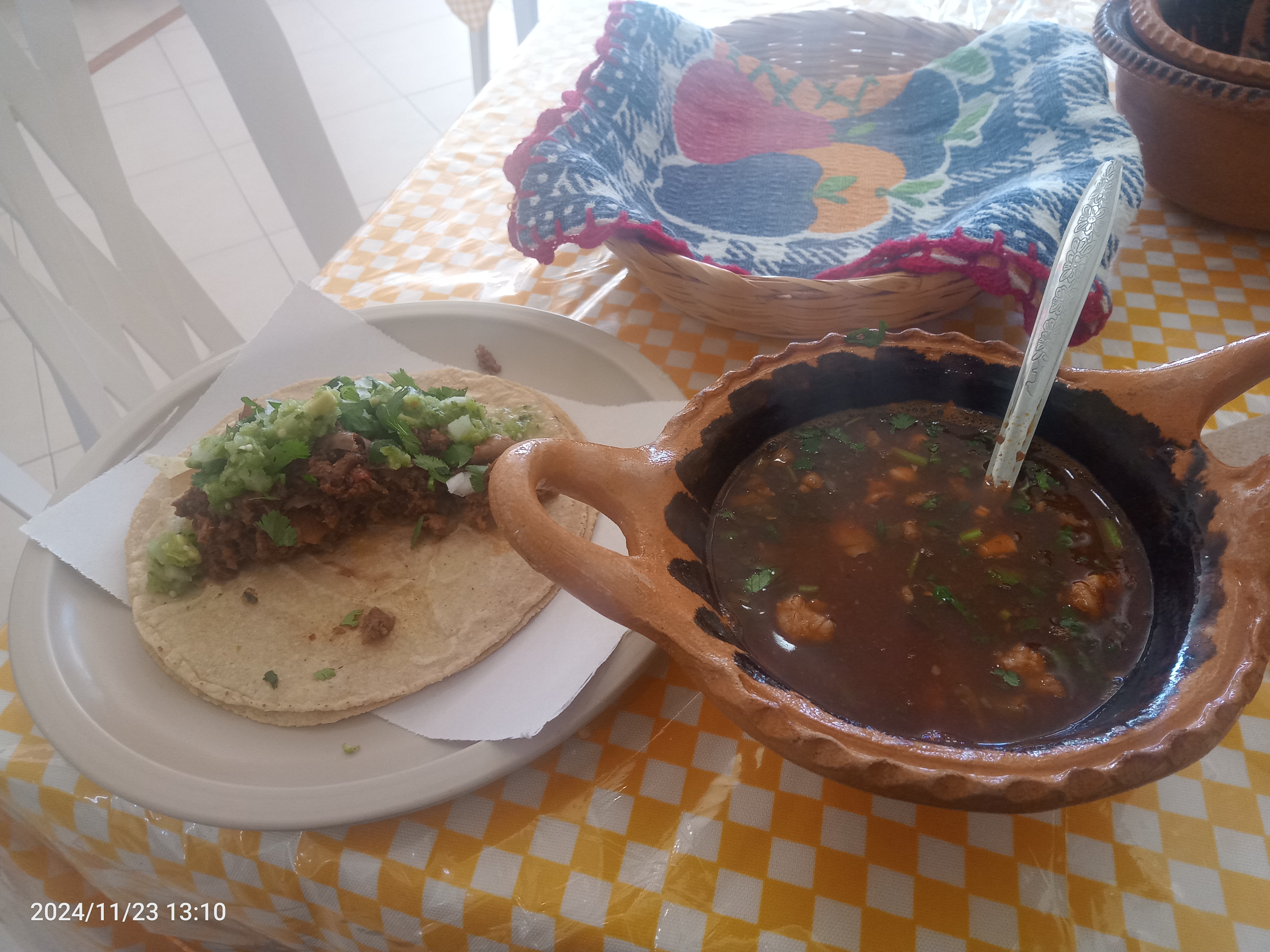 Barbacoa Blanca y consomé "LA ESPERANZA" image 6